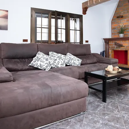 Holiday home Cernicalo,sun, Relax & Nature! Free Wifi, Bbq
